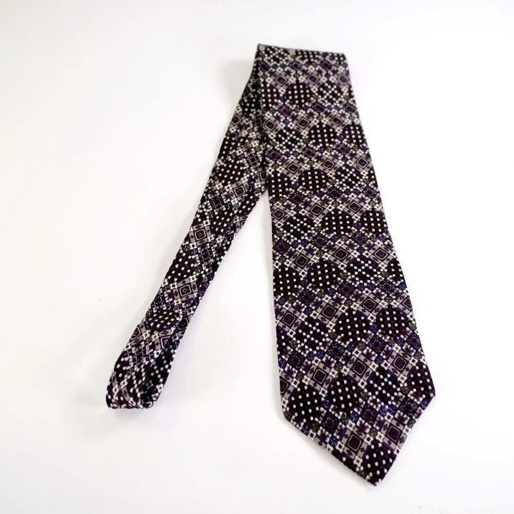 Chez Roffe New York Red Beige‎ Abstract Geometric Print Wide Silk Tie